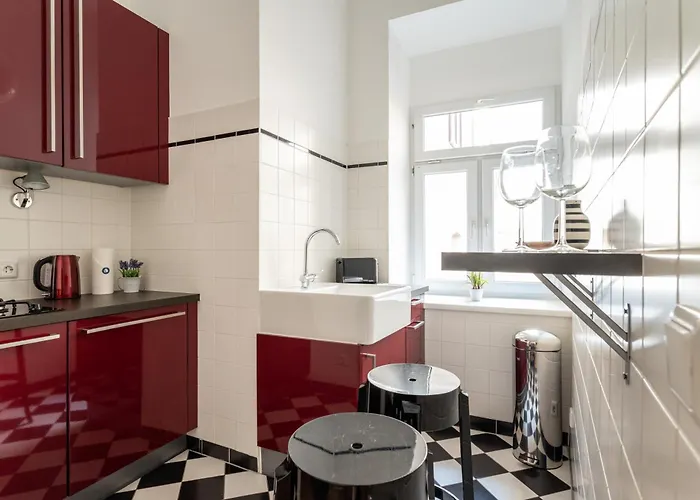 Urban 1br Near Metro Wien
