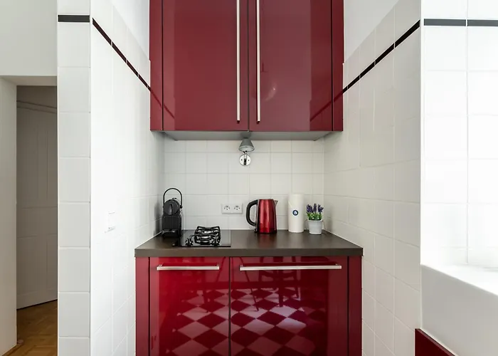 Urban 1br Near Metro *